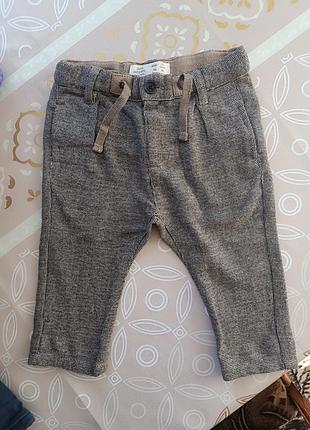 Стильные брюки zara baby boy на мальчика (размер 68)
3-6мес