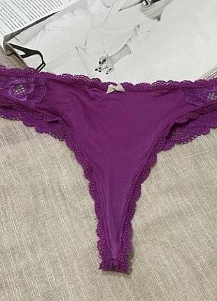 Victoria’s secret чудові стрінги