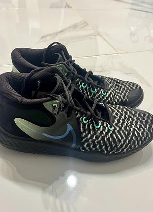 Кросівки nike 44.5 розмір