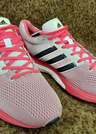 Женские беговые кроссовки adidas adizero boston 40 размер.