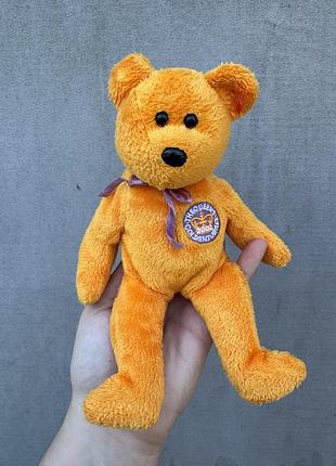 Колекційну іграшку celebrations the bear від бренду ty beanie babies