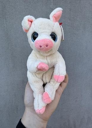 М'яка іграшка ty beanie bellies — свинка penelope з великими блискучими блакитними очима та рожевими акцентами на п'ятачку й копитцях