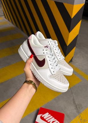 Nike sb dunk low sail burgundy crush