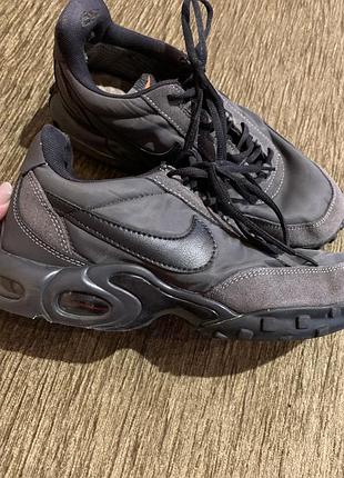 Брендові кросівки nike