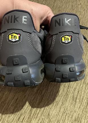 Брендові кросівки nike 4