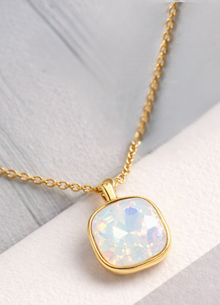 Колье "white opal"