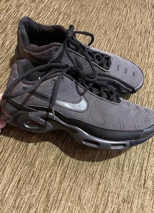 Брендові кросівки  nike air max plus tn