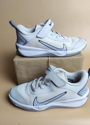 Кросівки найк nike.
розмір 32 довжина устілки 20,5 см.