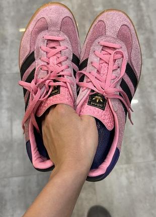 Оригінал кеди adidas gaselle рожеві кеди кросівки замшеві кеди