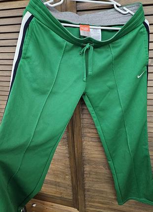 Продам фірменные спортивные брюки nike