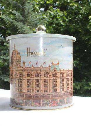 Жестяная банка для печенья от harrods knightsbridge