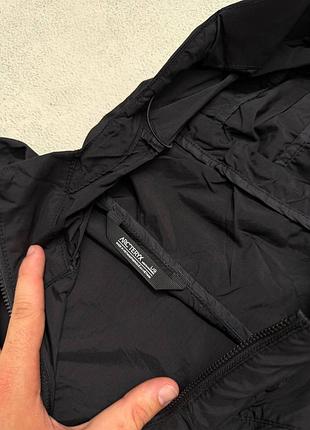Вітровка arcteryx 4