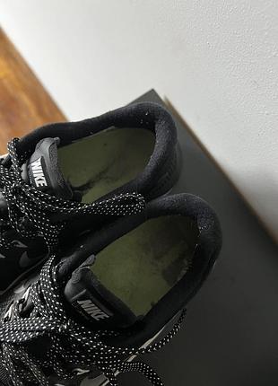 Жіночі кросівки nike 8