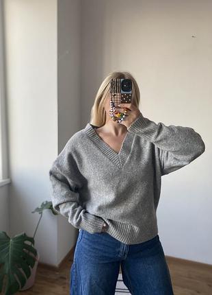 Светр з в-вирізом zara 4
