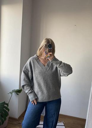 Светр з в-вирізом zara 5
