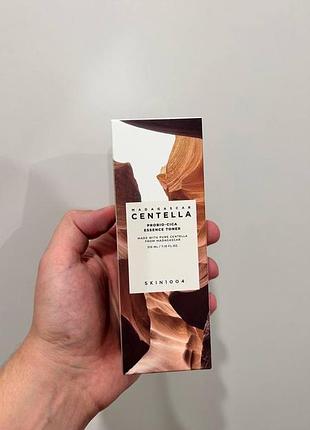 Тонер для обличчя skin1004 madagascar centella probio-cica essence toner, заспокійливий, з пробіотиками, 210 мл