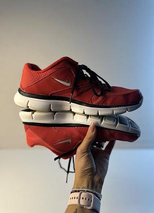 Чоловічі кросівки nike eur 41 (26см)