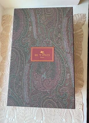Коробка etro