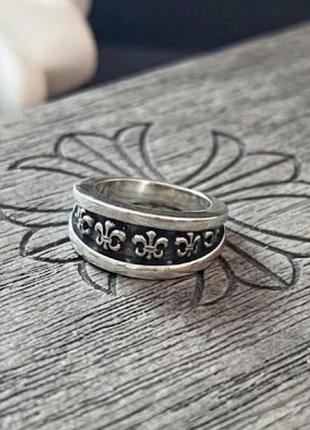 Широке кільце chrome hearts «kt fleur/fleur-de-lis band»