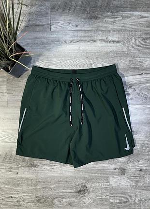 Оригінальні, спортивні шорти - nike