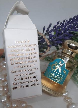 Рідкісний вінтаж isabel vittori «un gout d'ete» (серія le monde en parfum)
eau de toilette, 15 ml (флакон зі спреєм у коробці)