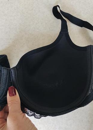 Бюстгальтер triumph 6