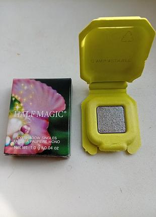 Тіні для повік half magic shadow singles