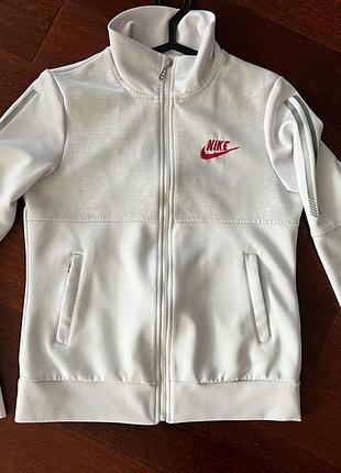Біла спортивна кофта на блискавці від бренду nike, розмір с
