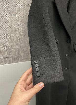 Класичне чорне пальто від h&m 10