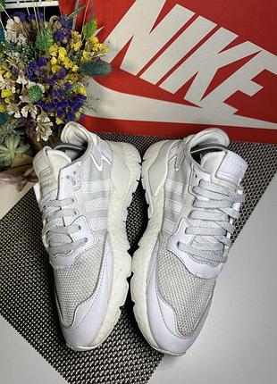 Оригінальні кросівки adidas 2
