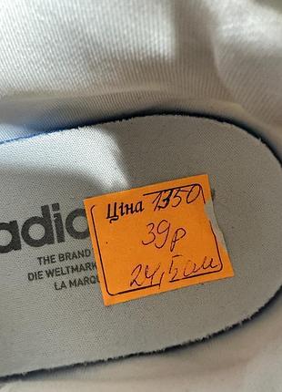 Оригінальні кросівки adidas 5