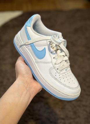 Оригінальні шкіряні дитячі кросівки nike air force 33.5 розмір (21см) ідеальний стан