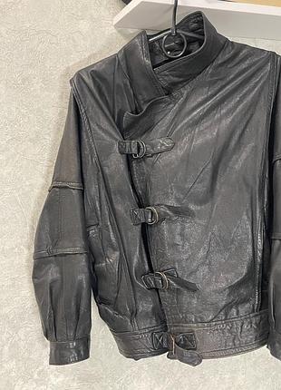Шкіряна куртка vintage 2000s 3