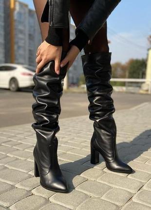 Зимние черные сапоги ботфорты