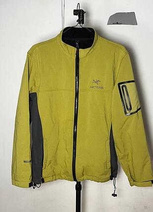 Куртка чоловіча arcteryx жовта