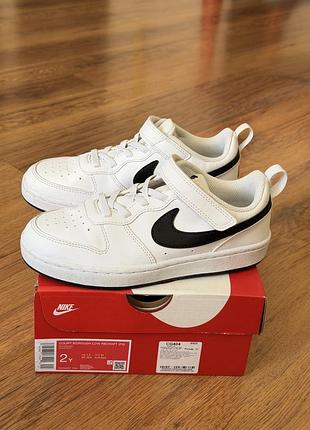 Кеди nike 33,5 стан нових 2