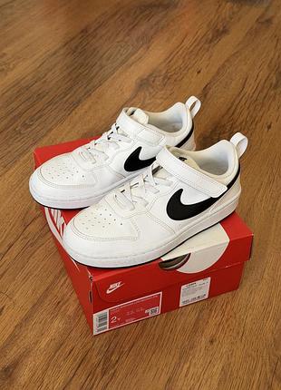 Кеди nike 33,5 стан нових