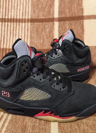 Кроссовки nike air jordan 5 retro gore-tex "off-noir"