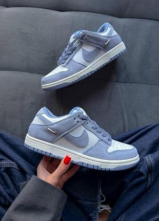 Dunk low premium "world indigo mini swoosh" 2