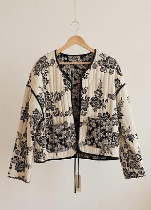 Куртка від zara