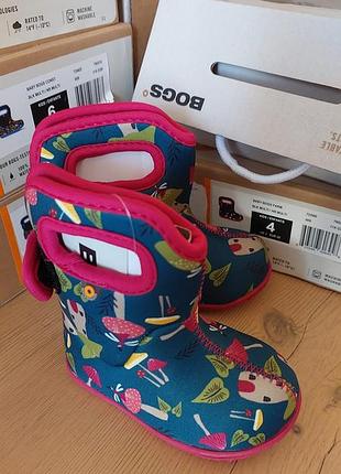Сапожки bogs