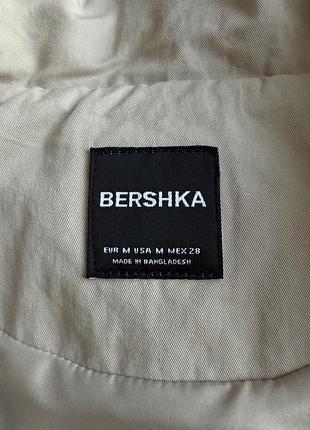 Вкорочений тренч bershka 4