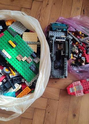 Конструктор для хлопчика lego, різні детальки, пластини, фігури 2.070кг