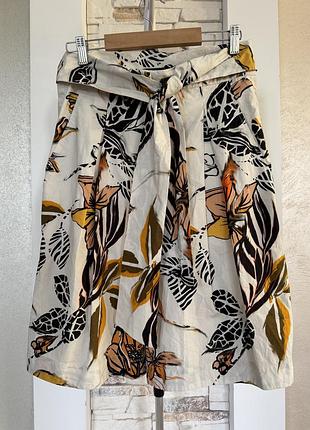 Жіночі шорти marccain 2
