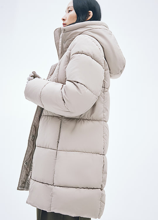 Пуховик з капюшоном сіро-бежевий h&m xs