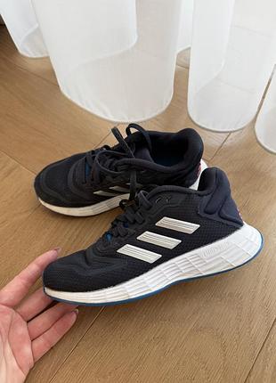 Кросівки adidas на хлопчика 28 р