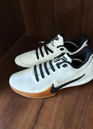Кросівки чоловічі nike kobe mamba focus білі