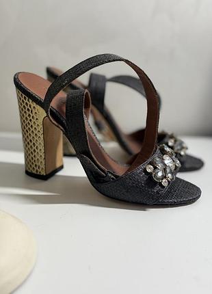 Босоніжки dolce&gabanna. оригінал