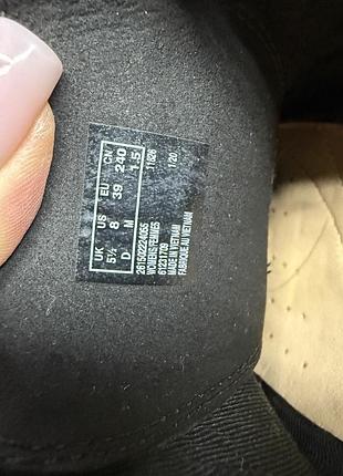 Оригінальні шкіряні туфлі clarks 3