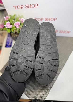Оригінальні шкіряні туфлі clarks 4